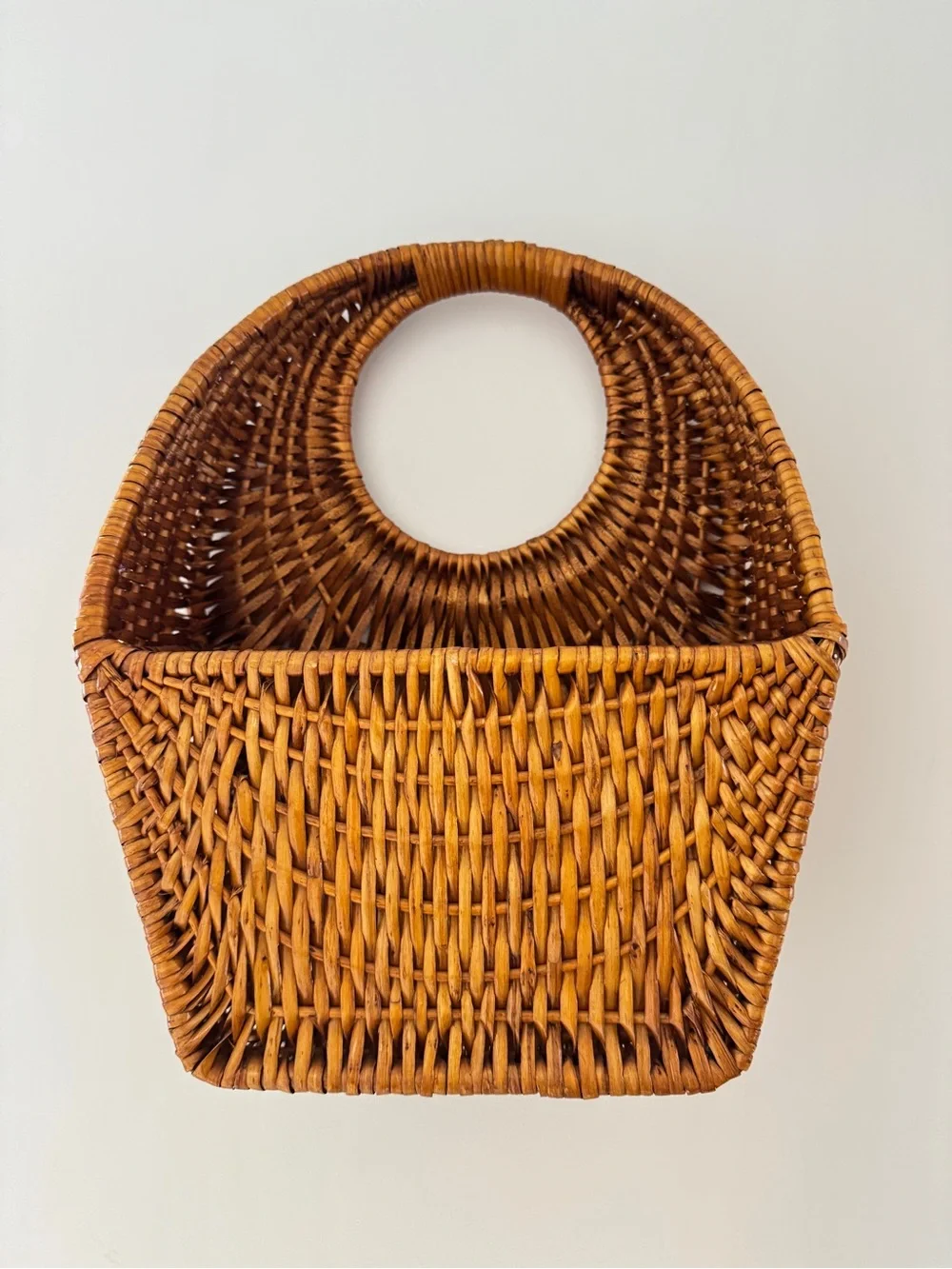 Natural Brown Rattan Wall Basket Tote Circular Handle Storage 13